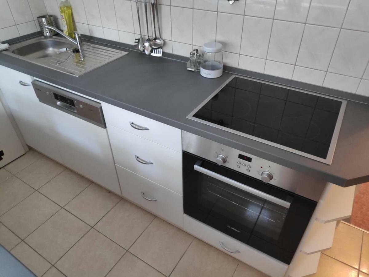 Koelcsey Apartman Apartment Szekszard Bagian luar foto